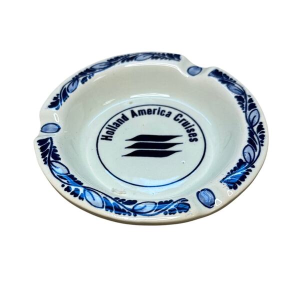 Delftware Blue and White Holland America Cruises Vintage Souvenir Ashtray - Picture 1 of 5